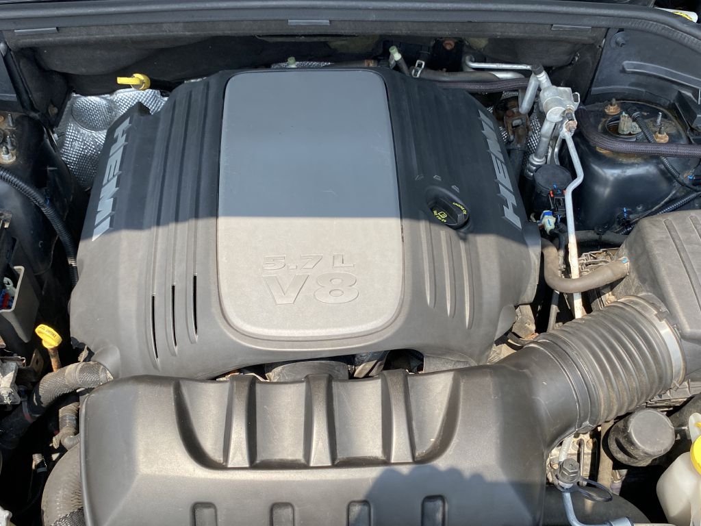 JEEP GRAND CHEROKEE 2011 JEEP GRAND CHEROKEE 1J4RR6GT4BC564939