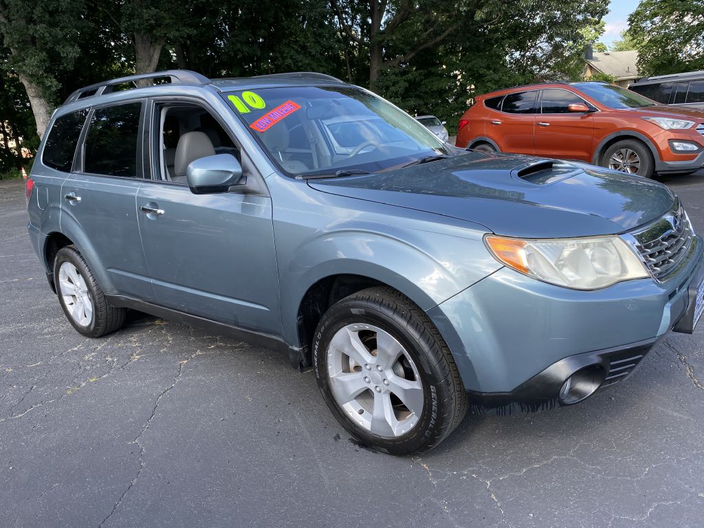 Photo 2 of this SUBARU FORESTER XT LTD
