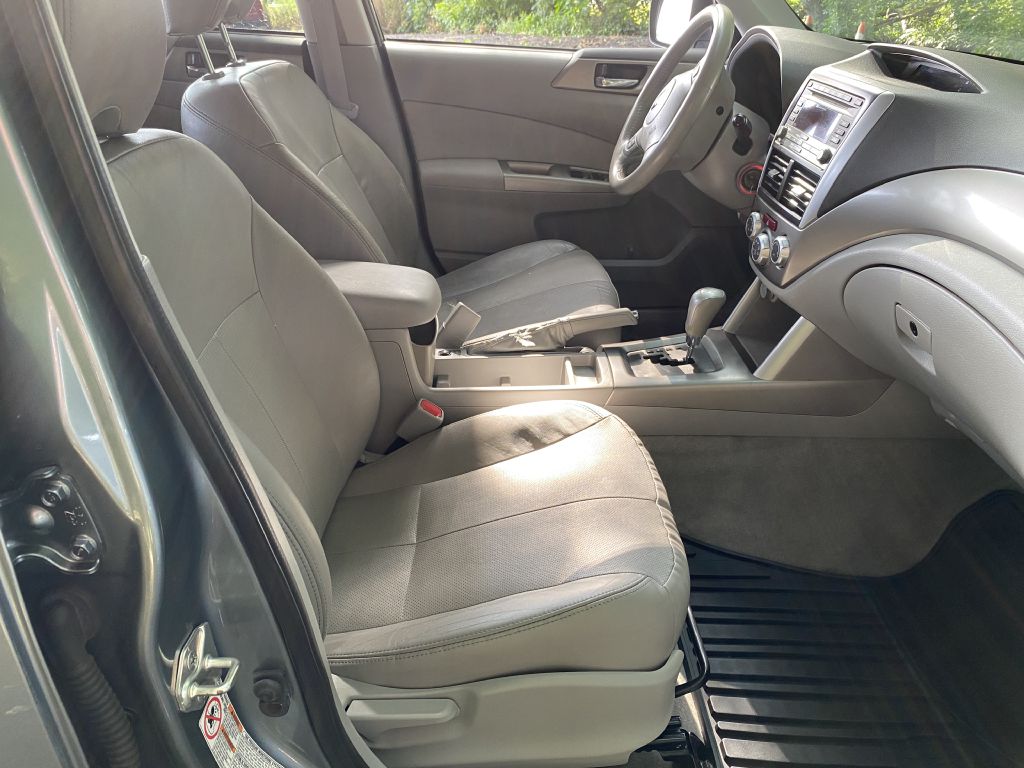 Photo 9 of this SUBARU FORESTER XT LTD