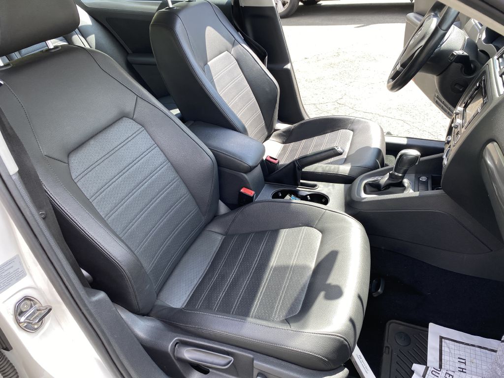 VOLKSWAGEN JETTA SEL 2013 VOLKSWAGEN JETTA SEL 3VWLP7AJXDM383664