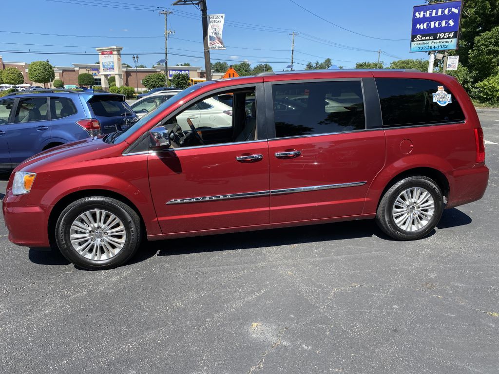 CHRYSLER TOWN AND COUNTR 2015 CHRYSLER TOWN AND COUNTR 2C4RC1GG5FR506087