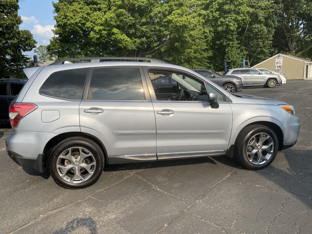 Photo 7 of this SUBARU FORESTER TOURIN