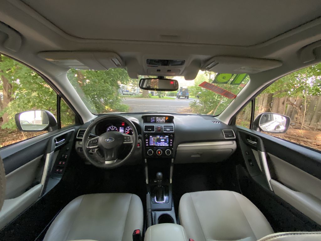 Photo 13 of this SUBARU FORESTER TOURIN