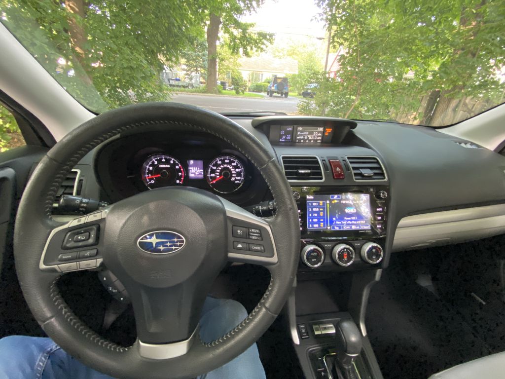 Photo 14 of this SUBARU FORESTER TOURIN