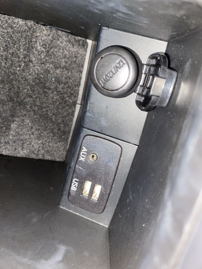 Photo 21 of this SUBARU FORESTER TOURIN