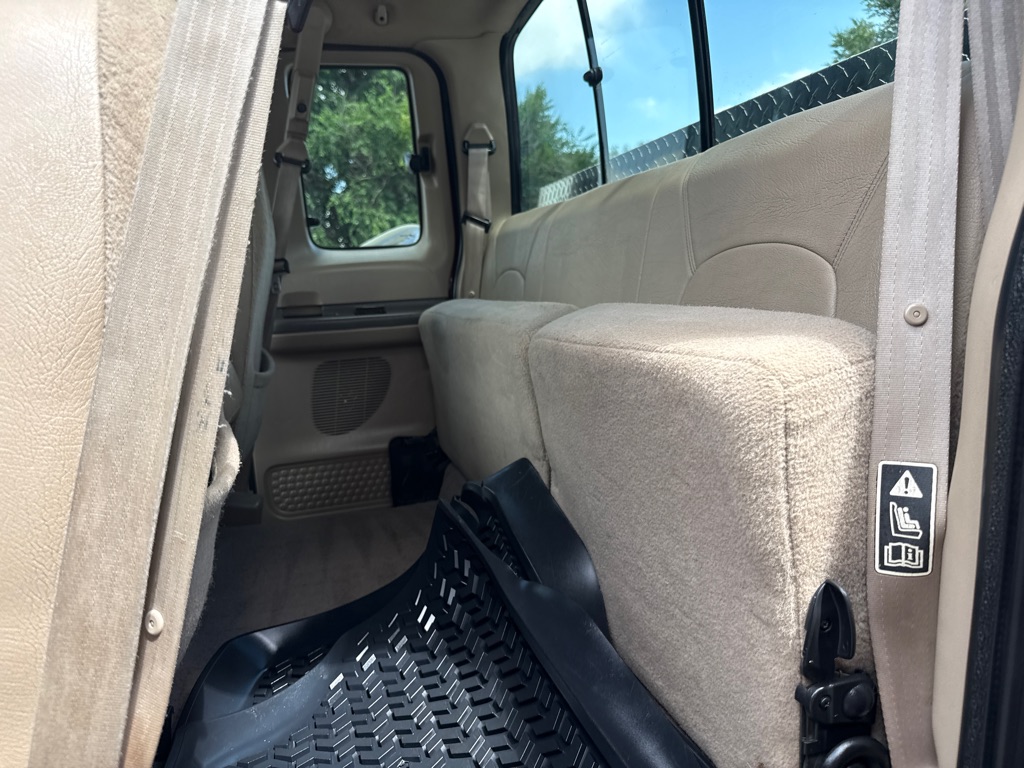 Photo 5 of this FORD F250