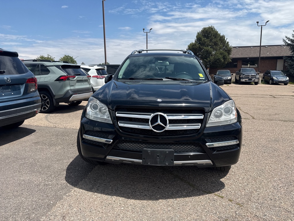 Photo 2 of this MERCEDES-BENZ GL