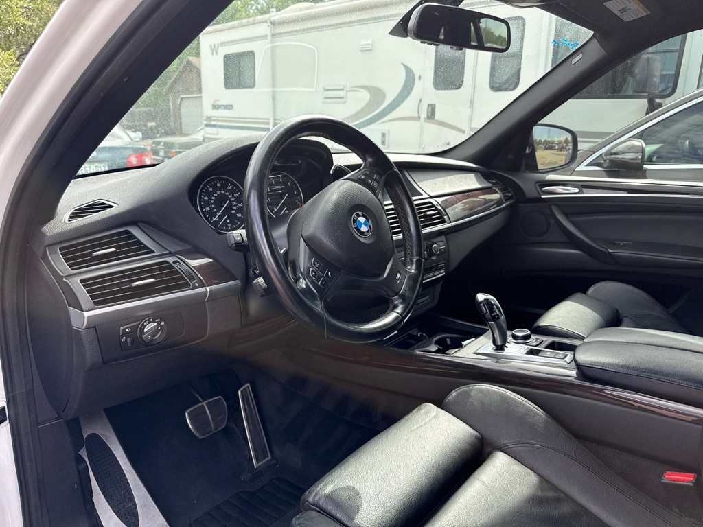 Photo 7 of this BMW X5