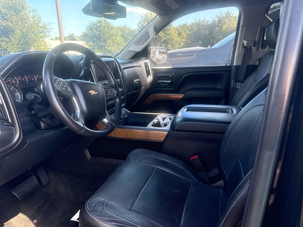 Photo 8 of this CHEVROLET SILVERADO 1500