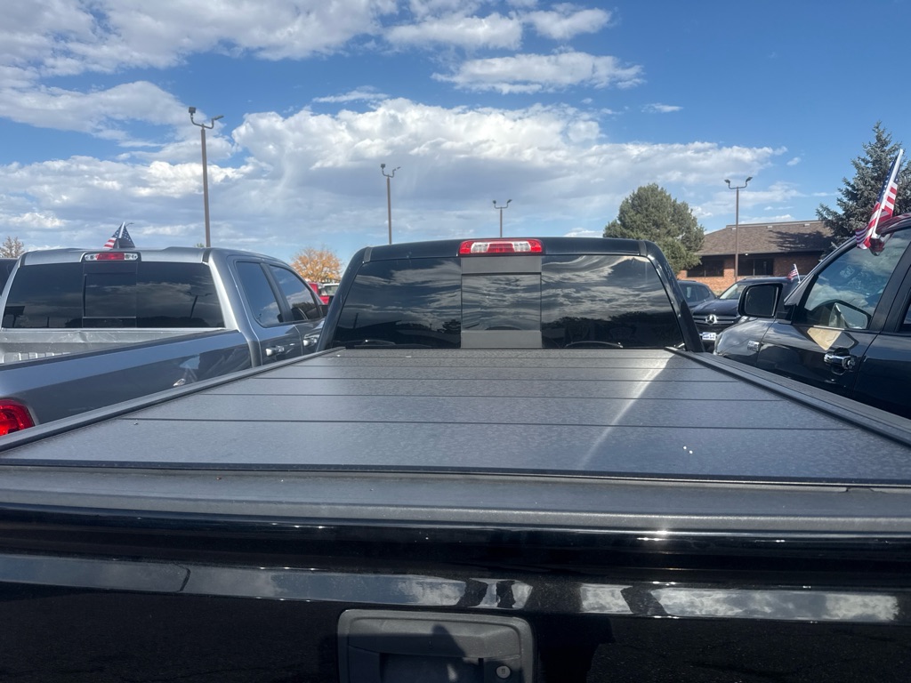 Photo 7 of this CHEVROLET SILVERADO 1500
