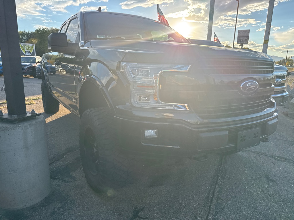 Photo 3 of this FORD F150