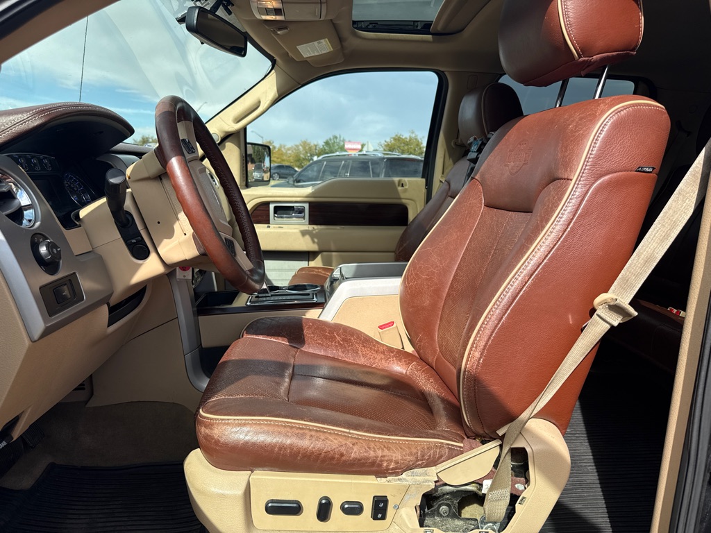 Photo 9 of this FORD F150