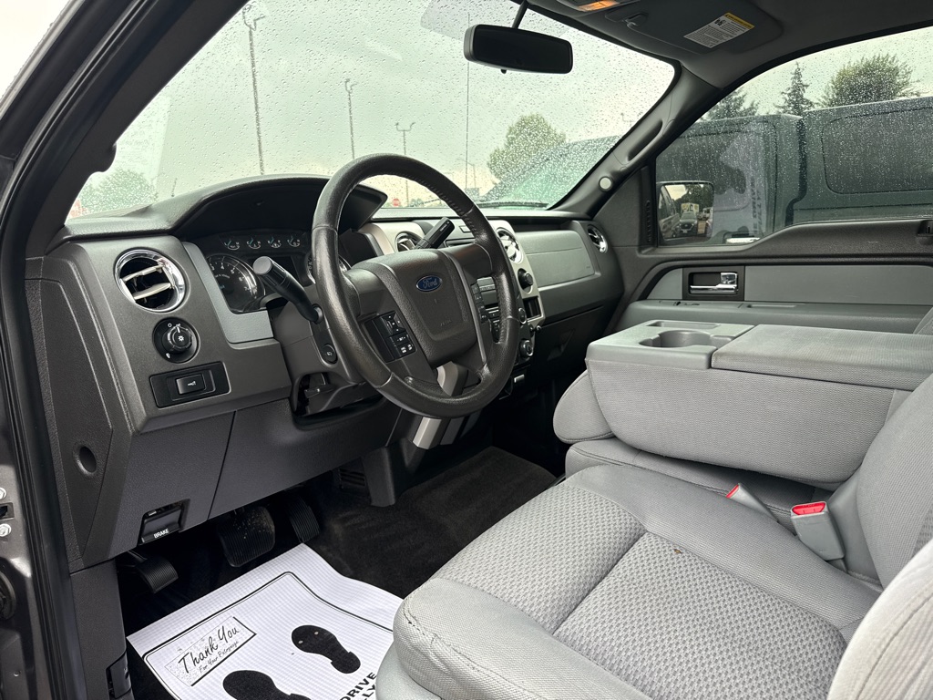 Photo 8 of this FORD F150