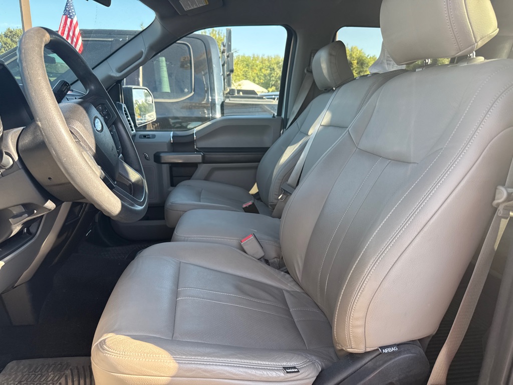 Photo 13 of this FORD F150