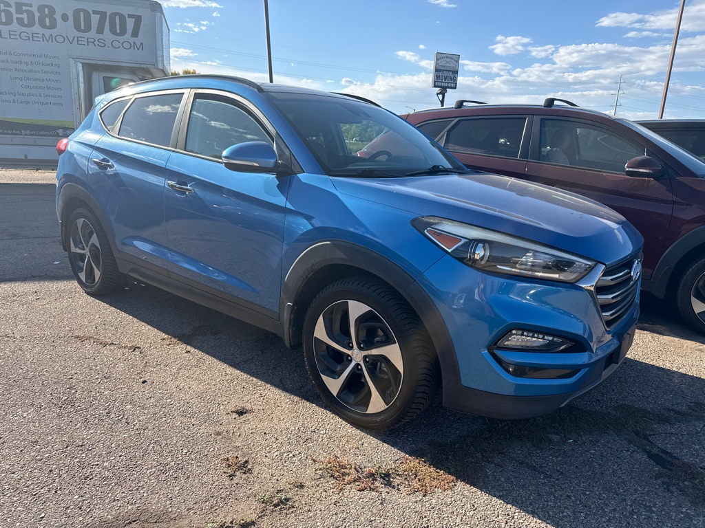 Photo 6 of this HYUNDAI TUCSON