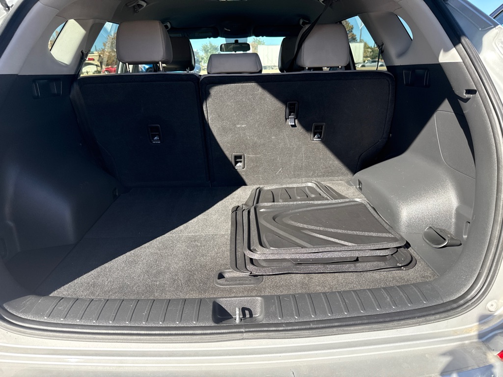 Photo 11 of this HYUNDAI TUCSON
