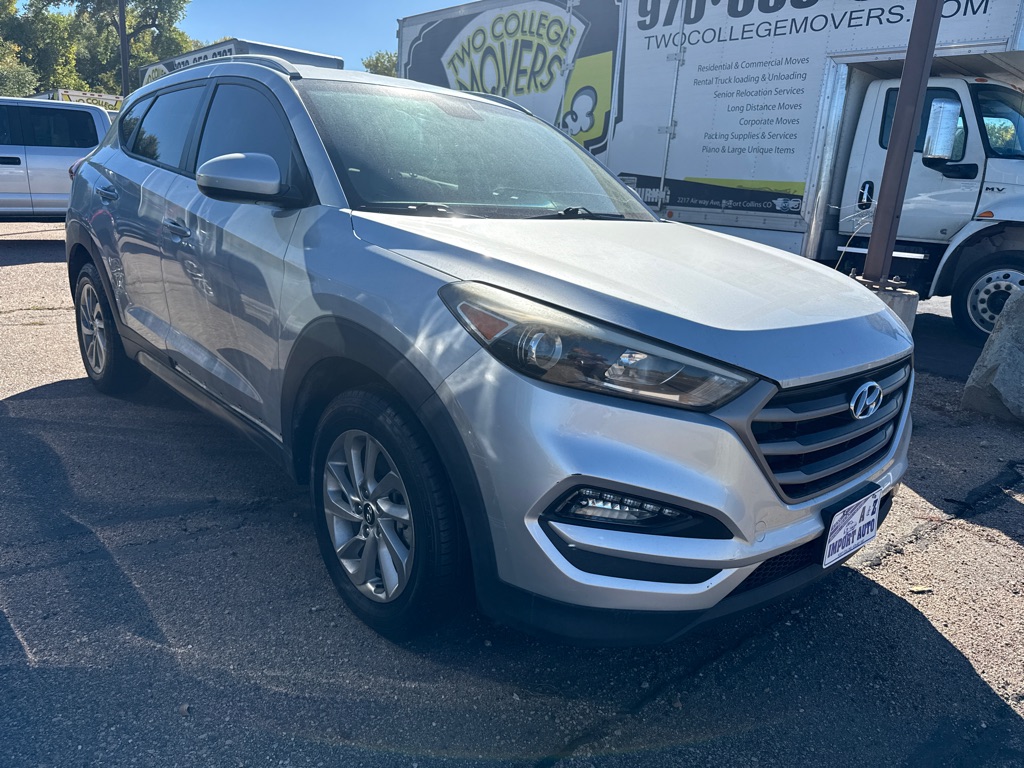 Photo 3 of this HYUNDAI TUCSON
