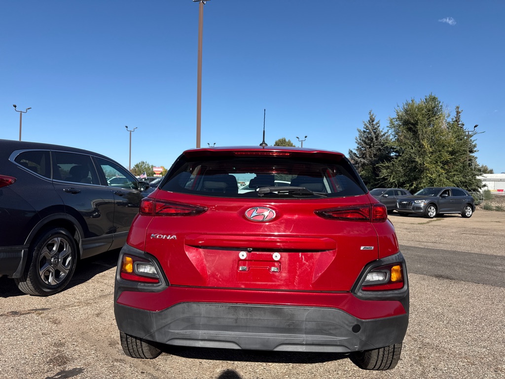 Photo 4 of this HYUNDAI KONA