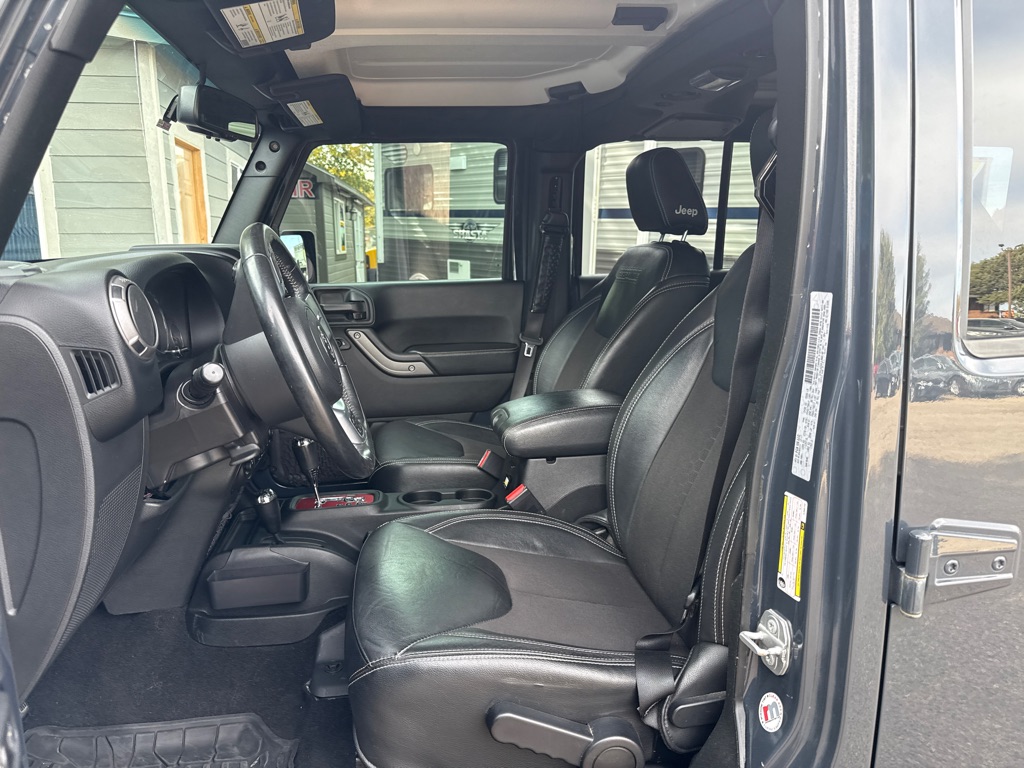 Photo 7 of this JEEP WRANGLER UNLIMI