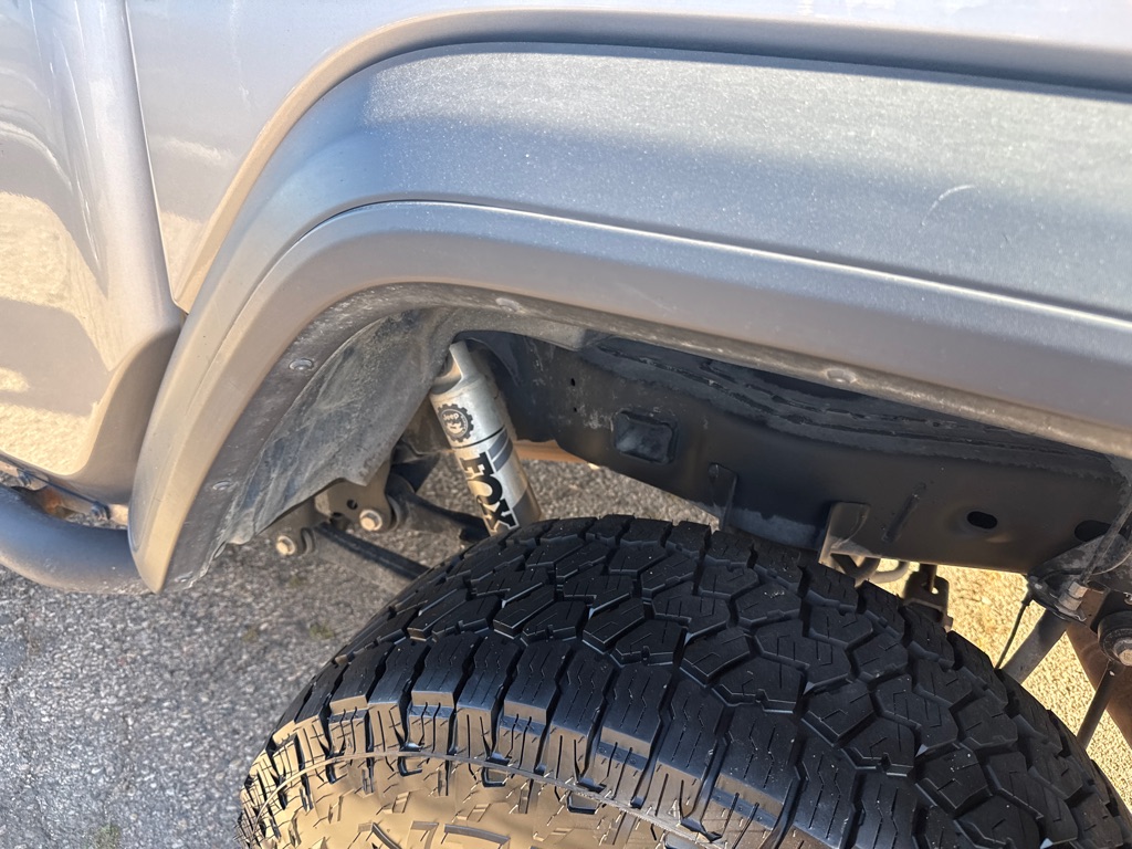 Photo 7 of this JEEP GLADIATOR