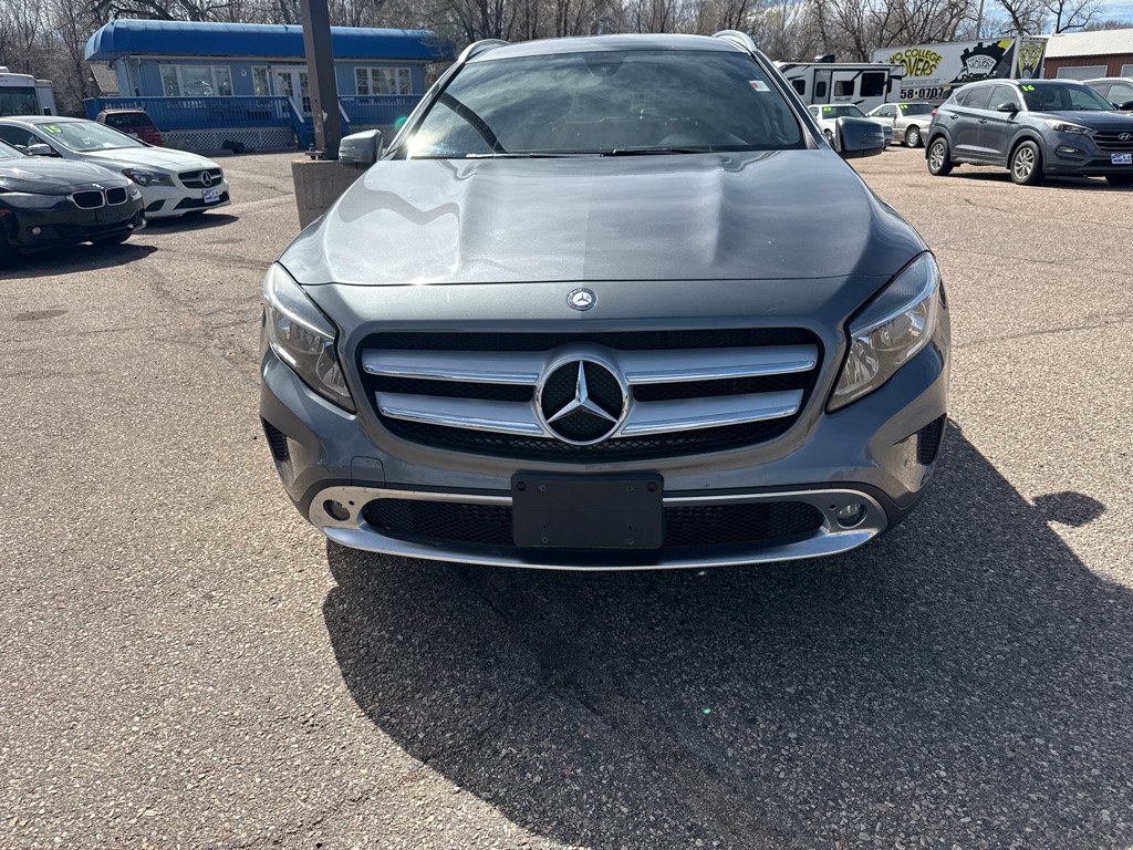 Photo 2 of this MERCEDES-BENZ GLA