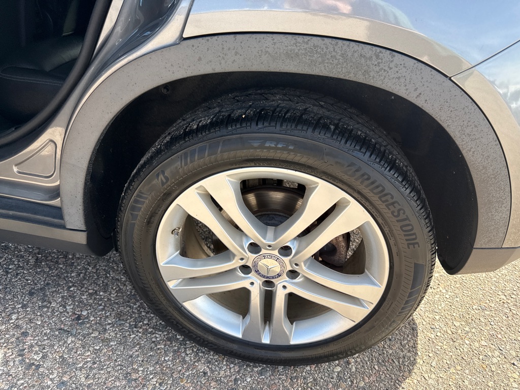 Photo 11 of this MERCEDES-BENZ GLA