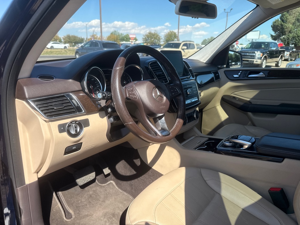 Photo 8 of this MERCEDES-BENZ GLE