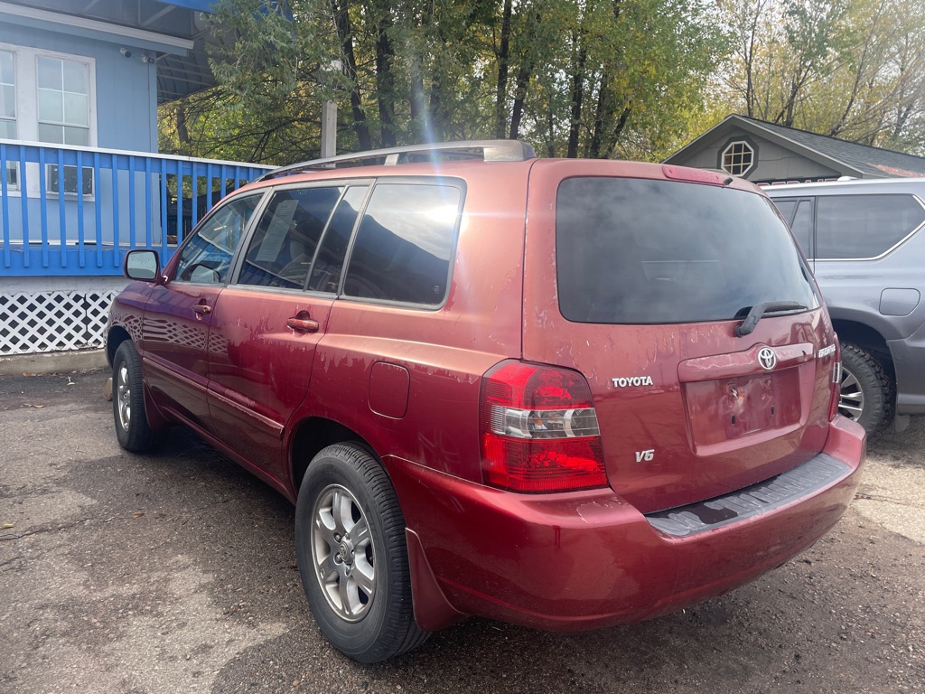 Photo 6 of this TOYOTA HIGHLANDER