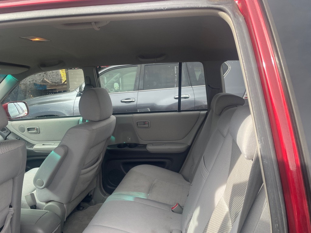 Photo 11 of this TOYOTA HIGHLANDER