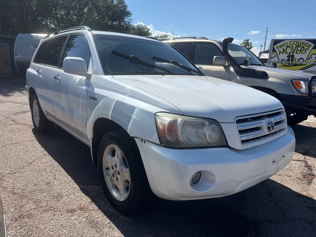 Photo 2 of this TOYOTA HIGHLANDER