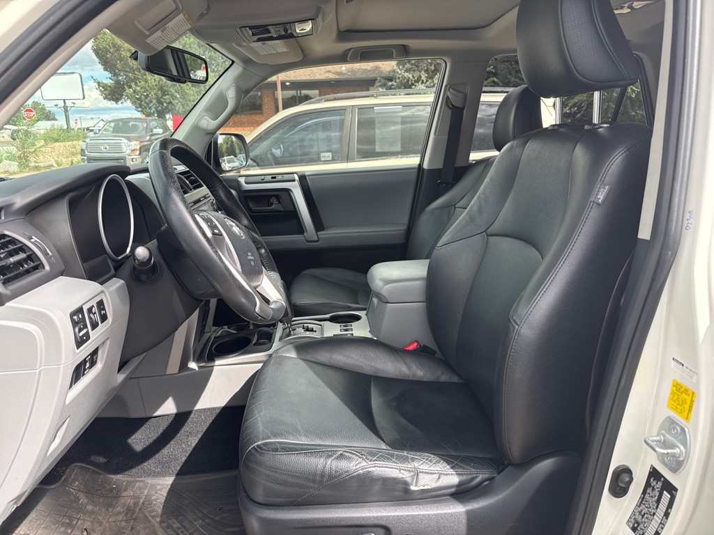 Photo 12 of this TOYOTA 4RUNNER