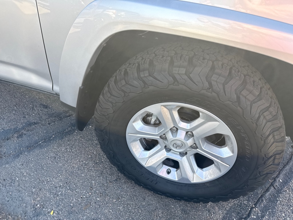 Photo 15 of this TOYOTA 4RUNNER