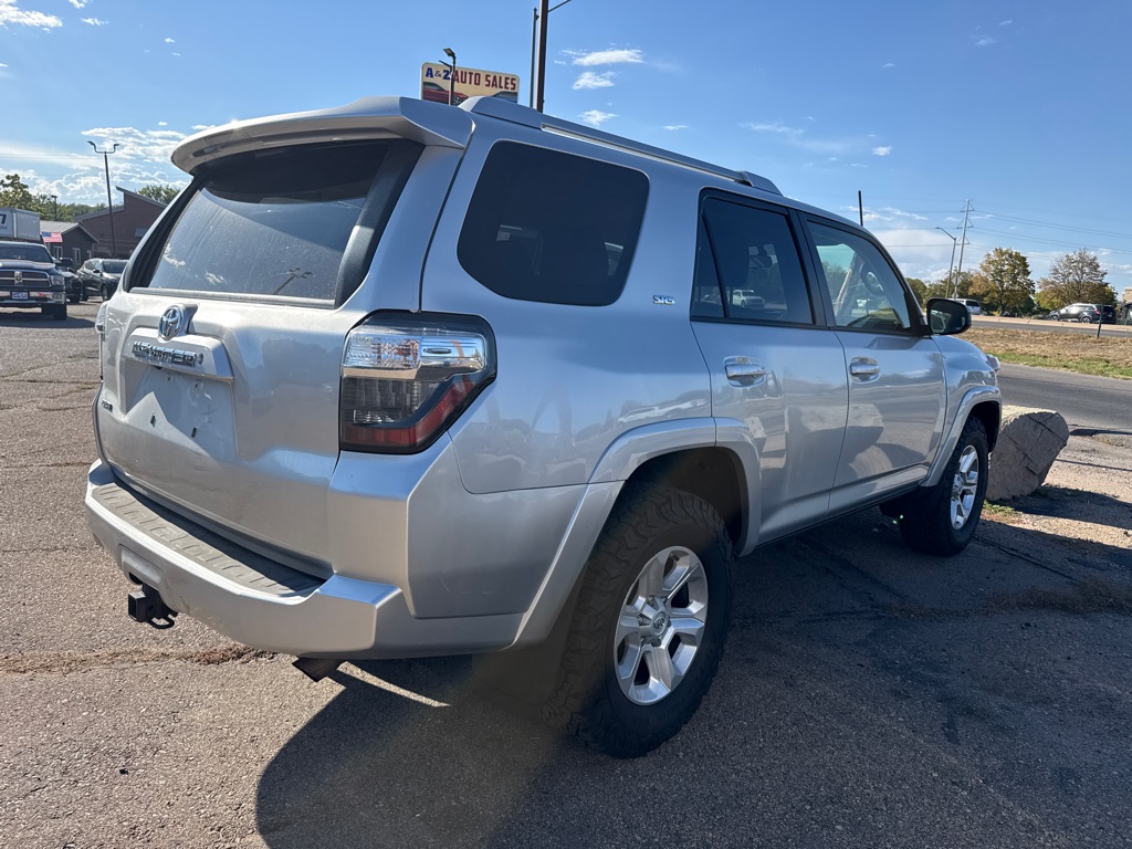 Photo 7 of this TOYOTA 4RUNNER