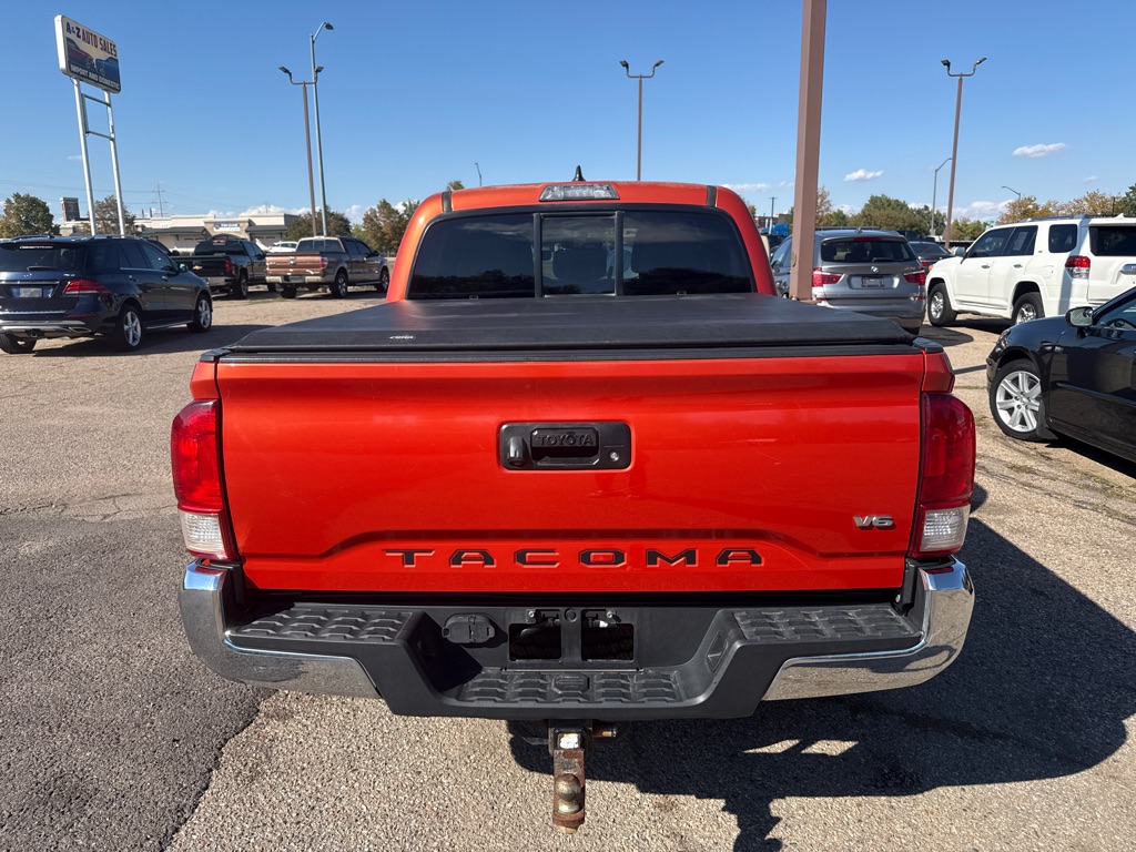 Photo 11 of this TOYOTA TACOMA