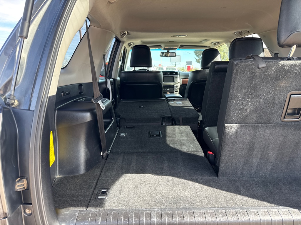 Photo 9 of this TOYOTA 4RUNNER