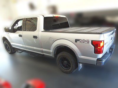 Photo 3 of this FORD F150