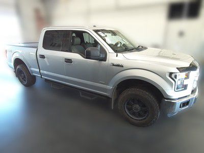Photo 4 of this FORD F150