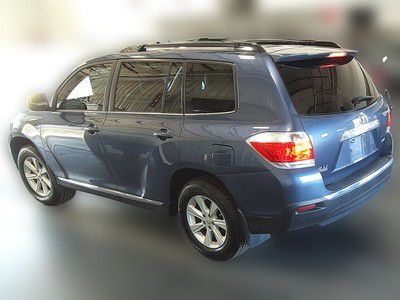 Photo 2 of this TOYOTA HIGHLANDER