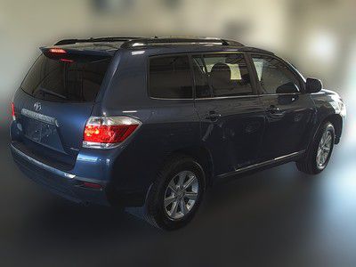 Photo 4 of this TOYOTA HIGHLANDER