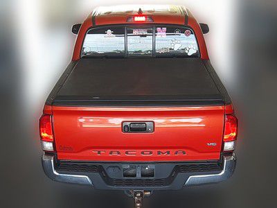 Photo 2 of this TOYOTA TACOMA
