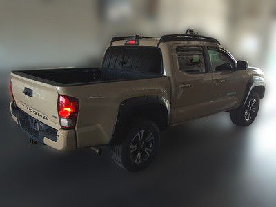 Photo 12 of this TOYOTA TACOMA