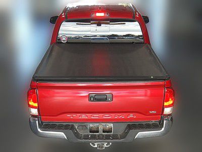 Photo 4 of this TOYOTA TACOMA