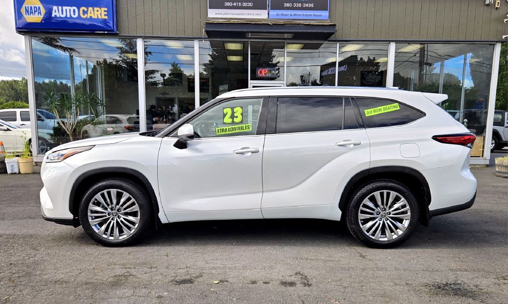 2023 Toyota Highlander Platinum AWD