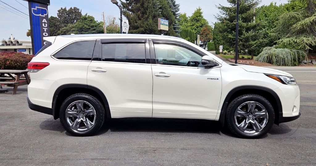 Photo 4 of this TOYOTA HIGHLANDER