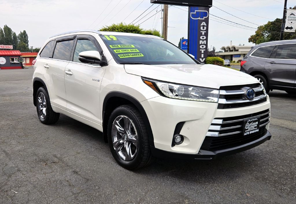 Photo 5 of this TOYOTA HIGHLANDER