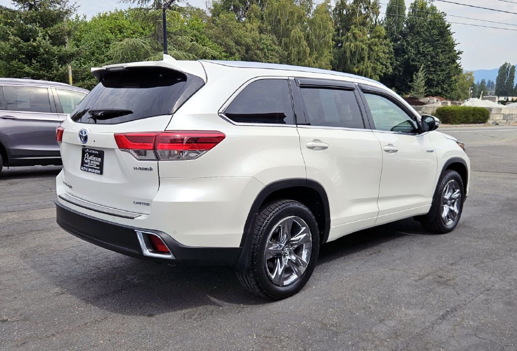 Photo 6 of this TOYOTA HIGHLANDER
