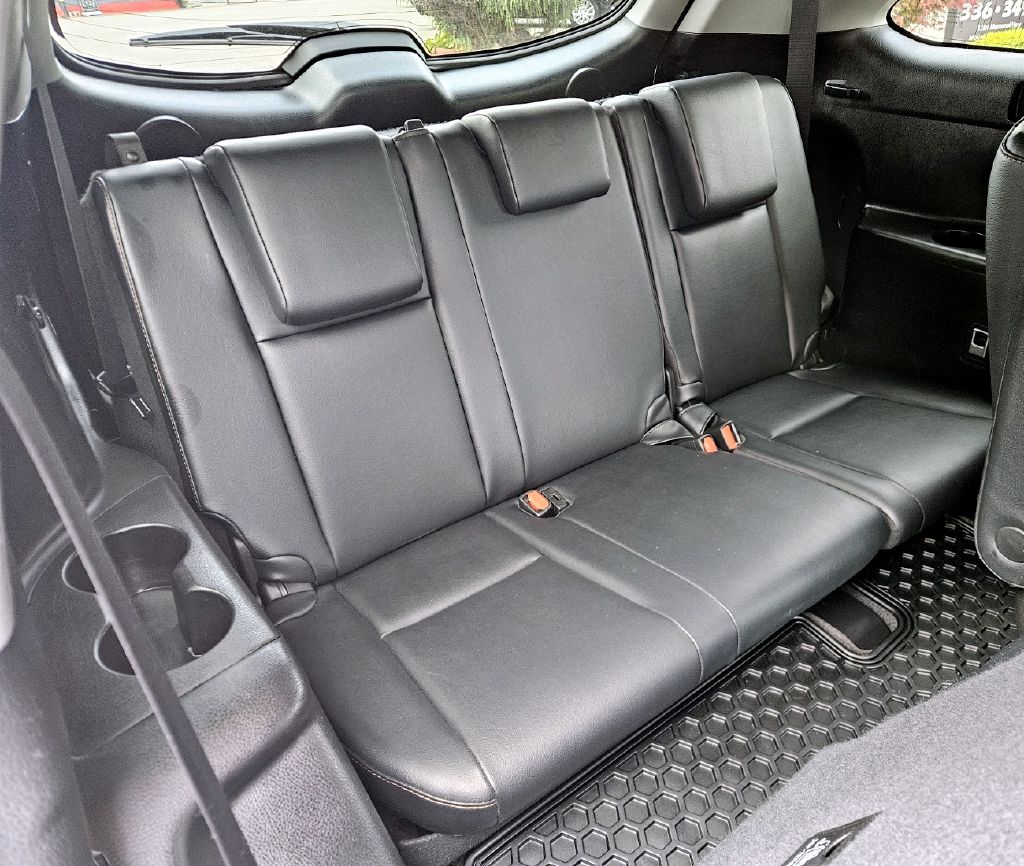 Photo 15 of this TOYOTA HIGHLANDER