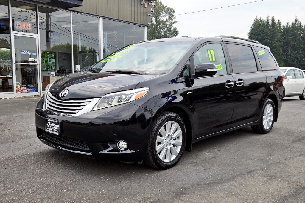 2017 Toyota Sienna Limited 7-Passenger AWD
