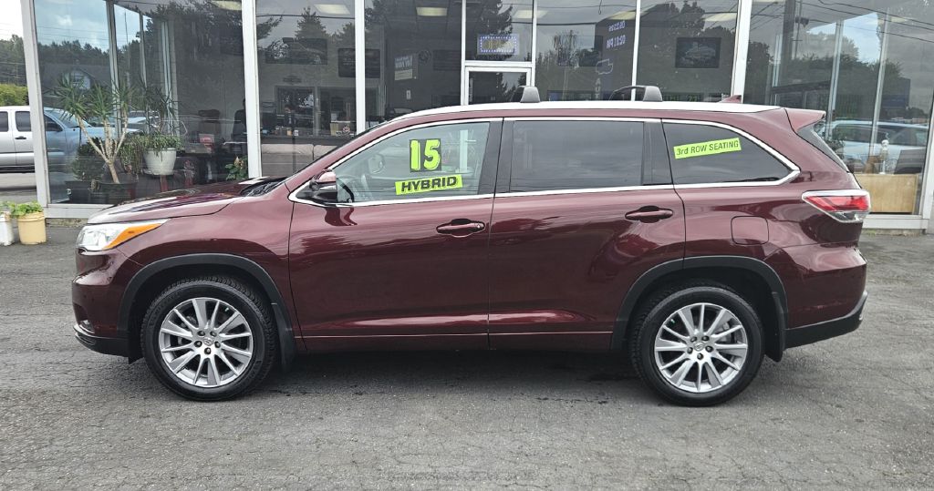 Photo 2 of this TOYOTA HIGHLANDER