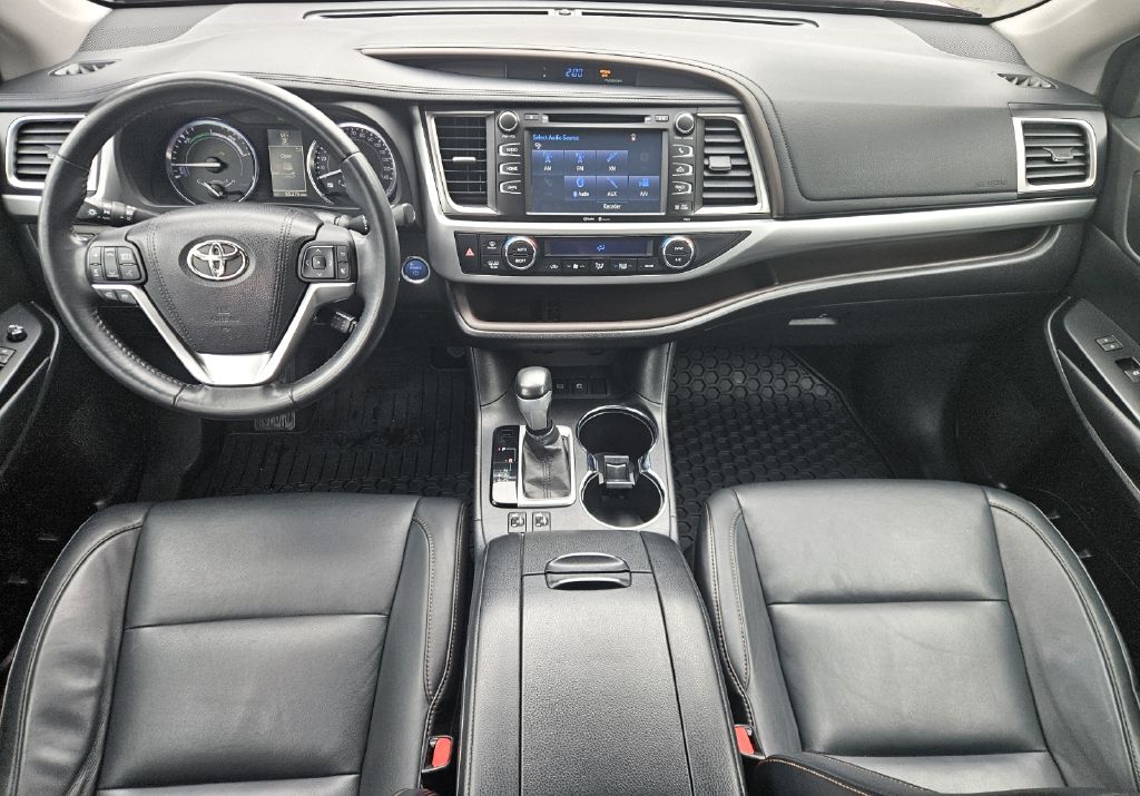 Photo 11 of this TOYOTA HIGHLANDER